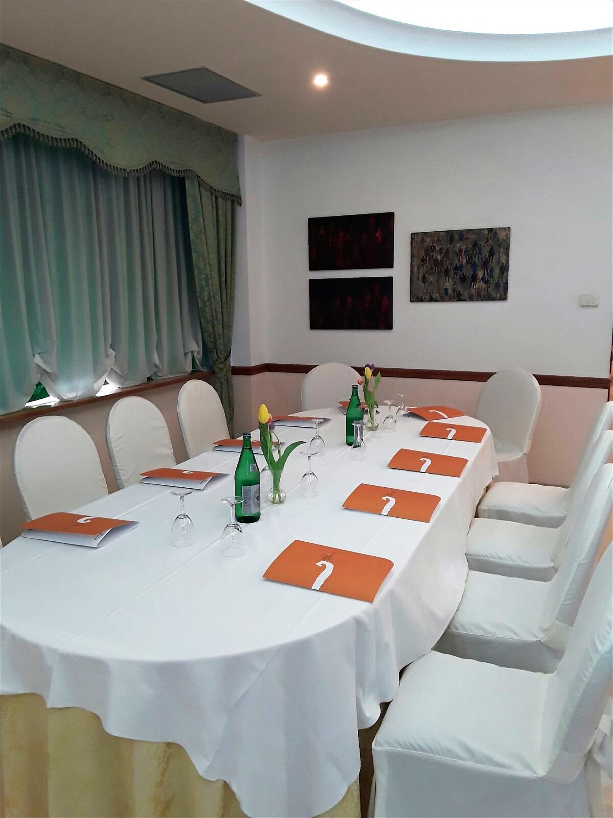 Hotel Ristorante La Piana Telese Esterno foto