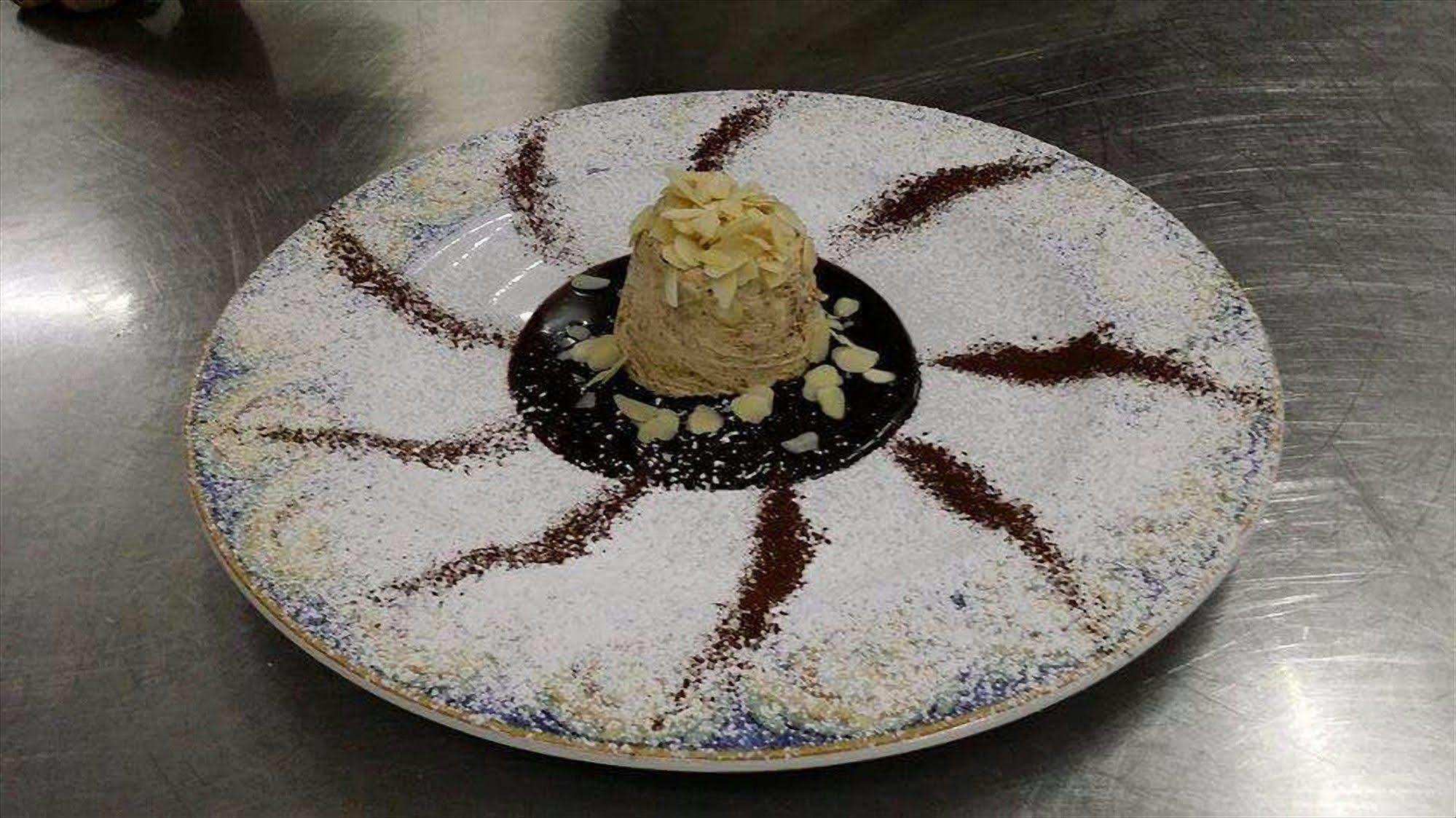 Hotel Ristorante La Piana Telese Esterno foto